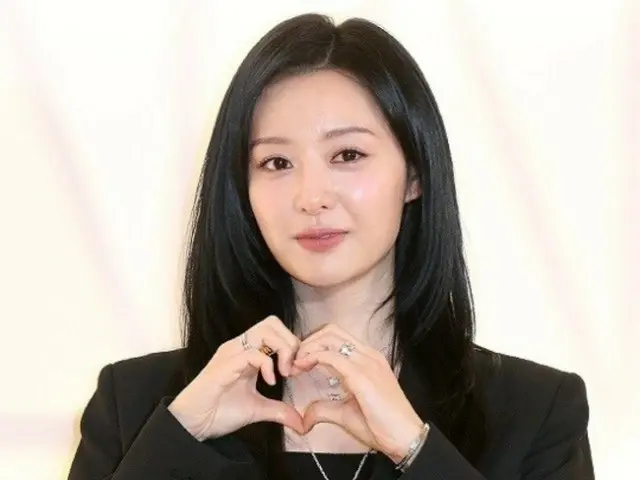 “デビュー後初ファンミ決定”女優キム・ジウォン、すでに熱い反応…関心高まる