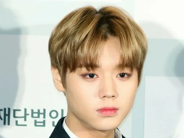 Wanna One パク・ジフン、第5回イーデイリー文化大賞授賞式に出席。