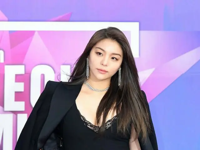 Ailee、「第27回ハイウォンソウル歌謡大賞」レッドカーペットに登場。