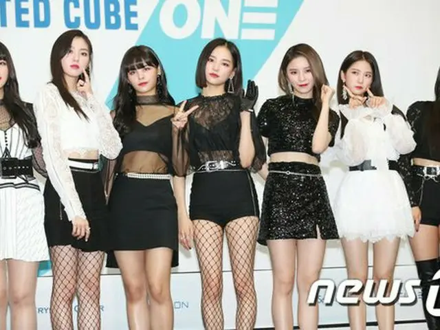 CLC、合同コンサート「2018 UNITED CUBE-ONE-」の記者懇談会に参加中。