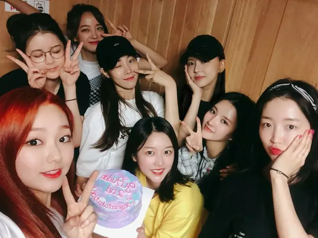 【t公式】gugudan、デビュー2周年を祝う。