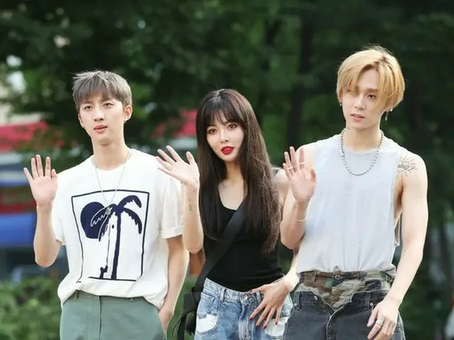 HyunA+Pentagon=Triple H、ミュージックバンク出勤中。