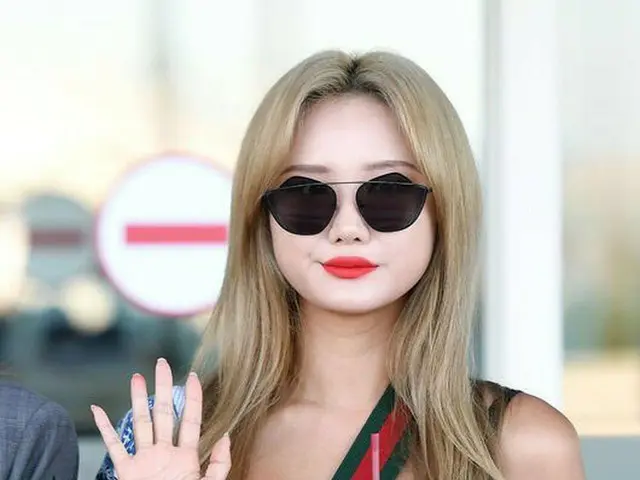 EXID、ベトナムに出国中。