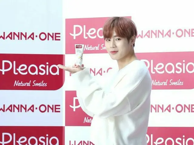 Wanna One ハ・ソンウン、デンタルケアブランド「プレシアチカチカPLAY」イベントに出席。