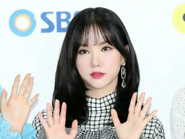 GFRIEND、「2018 SBS歌謡大祭典」レッドカーペット行事に出席。