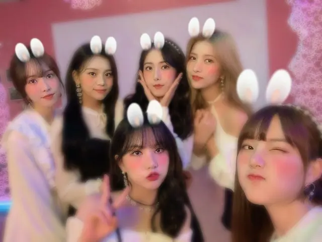 【t公式】GFRIEND、写真公開。