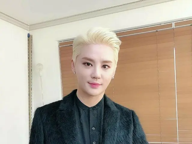 【r公式jes】JYJ ジュンス、今日もかっこよく準備完了。