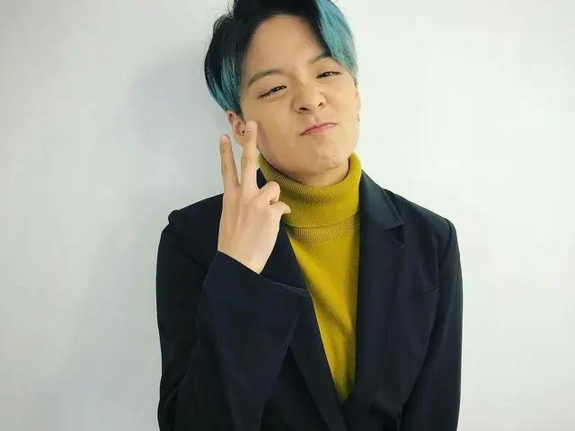 、、【g公式】f(x)_Amber、写真公開。