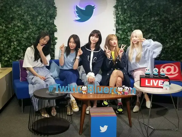 、、【t公式】EXID、「Twitter Blueroom LIVE」での写真を公開。