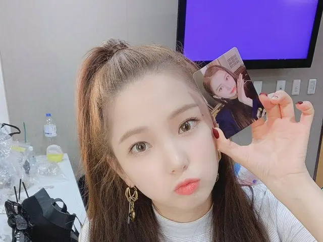 、、【t公式】CLC、写真を公開。