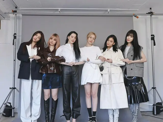 【t公式】GFRIEND、[🎞#G_TODAY] #GFRIEND #GFRIEND #コスモポリタン#COSMOPOLITAN #OOTD