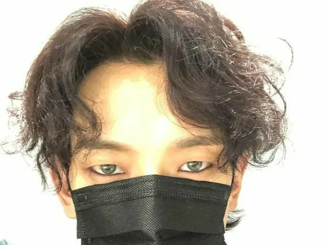 Rain(ピ)、今日もInstagramに「10日正午、良い知らせをお伝えします」と綴る。