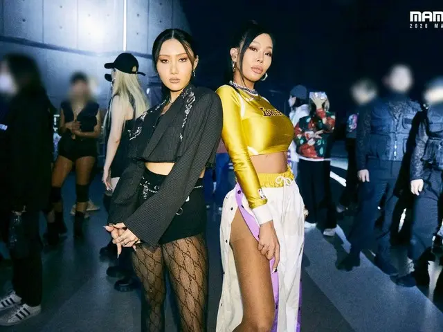 【t公式】MAMAMOO、RT MnetMAMA：[ #2020MAMA] Before going on stage #jessi X #hwasa#MAMA