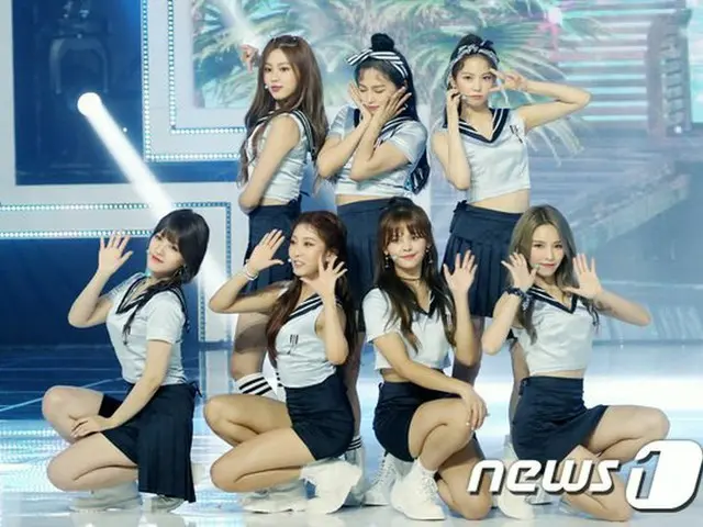 CLC、MBC MUSIC「SHOW CHAMPION」に出演。