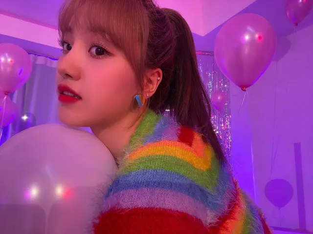 【t公式】Cherry Bullet、[ #ヘユン#HAEYOON]楽しい週末過ごした？❤️ #CherryBullet #Cherry Bullet