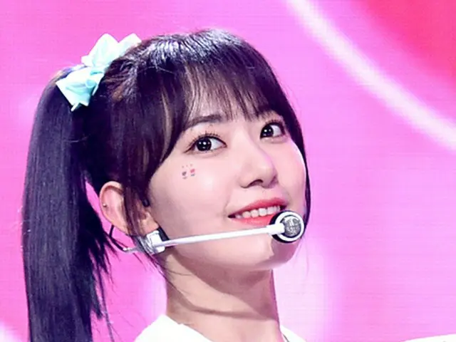 IZ*ONE 出身の宮脇咲良、昨夜、インスタでファンからの質問を受け付け。