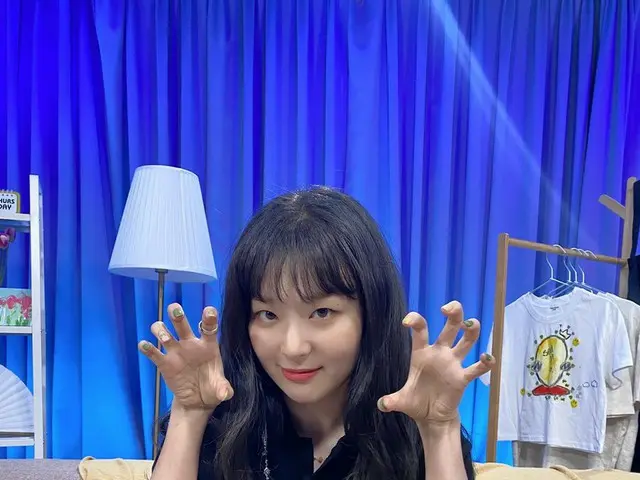 【t公式】RED VELVET、ブー👻怖かっか❓❗ 不気味な知恵zipも生成完了✌ #英知#SEULGI #英知家 #知恵zip #Red Velvet#Re