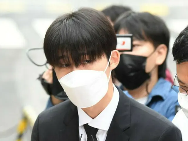 麻薬類管理に関する法律違反容疑の「iKON」元メンバー_B.I、、懲役3年、執行猶予4年、80時間の社会奉仕、40時間の薬物治療講義の受講、追徴金150万ウォン