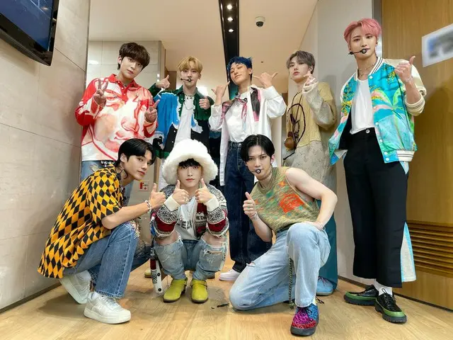 【T公式】ATEEZ、[📷] TODAY ATEEZ ⠀ 多ここに集まって踊りLet's keep onmoving╰(*°▽°*)╯今夜忘れられないダンスを