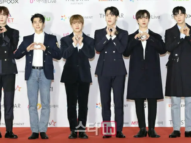 ASTRO、「2021 Asia Artist Awards」のレッドカーペットに登場。