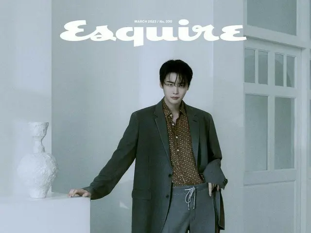 俳優イ・ジョンソク、ファッション雑誌「esquire」のインタビューで交際中の歌手 IU(アイユー)_について言及で話題に。