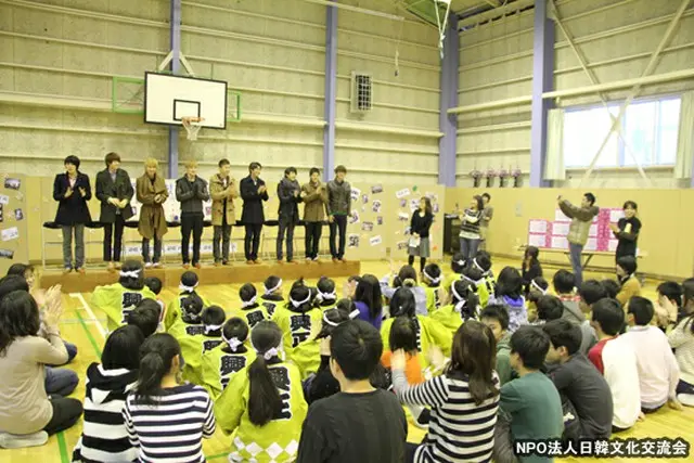 児童福祉施設の子供たちと