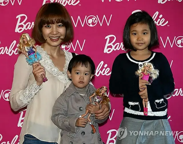 女優イ・アヒョンと子供たち