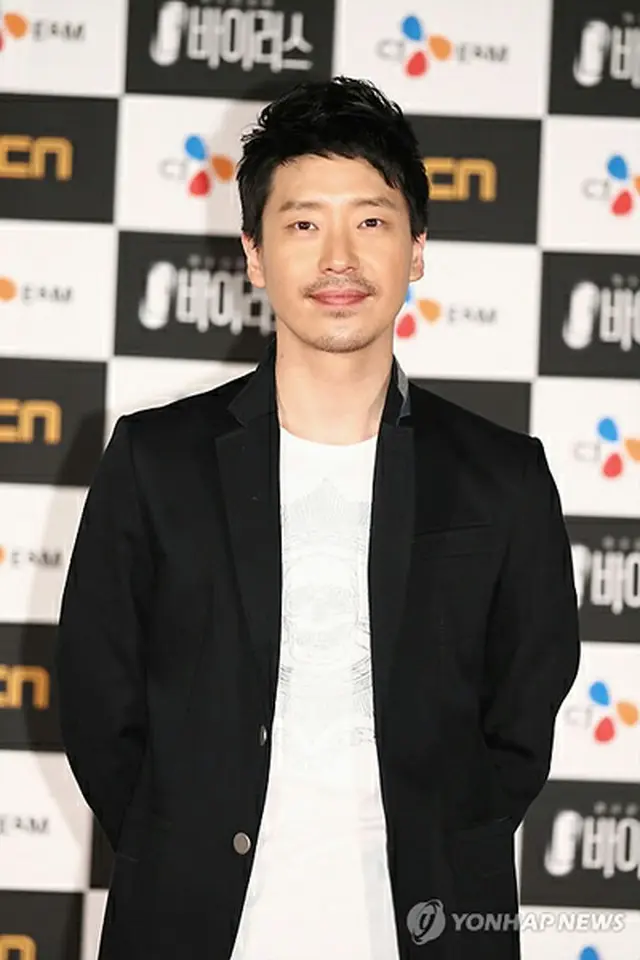 俳優オム・ギジュン