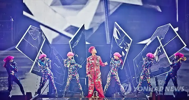 「2013 G-DRAGON WORLD TOUR : ONE OF A KIND」ソウル公演