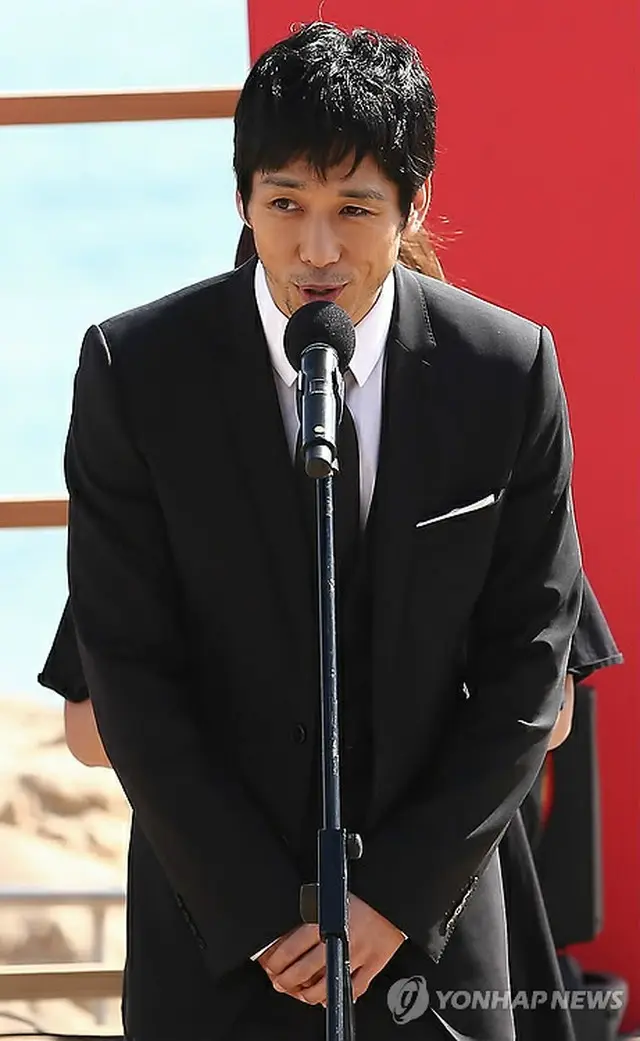 俳優の西島秀俊