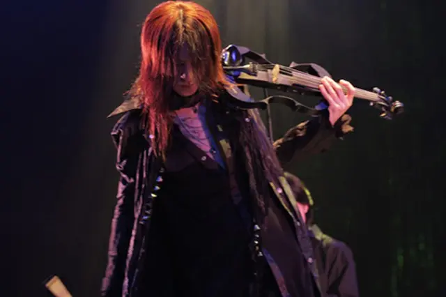 SUGIZO（写真提供:PROMAX）