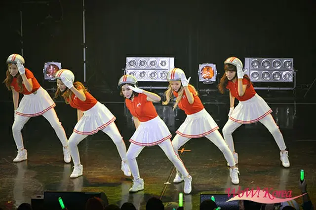 「CRAYON POP」