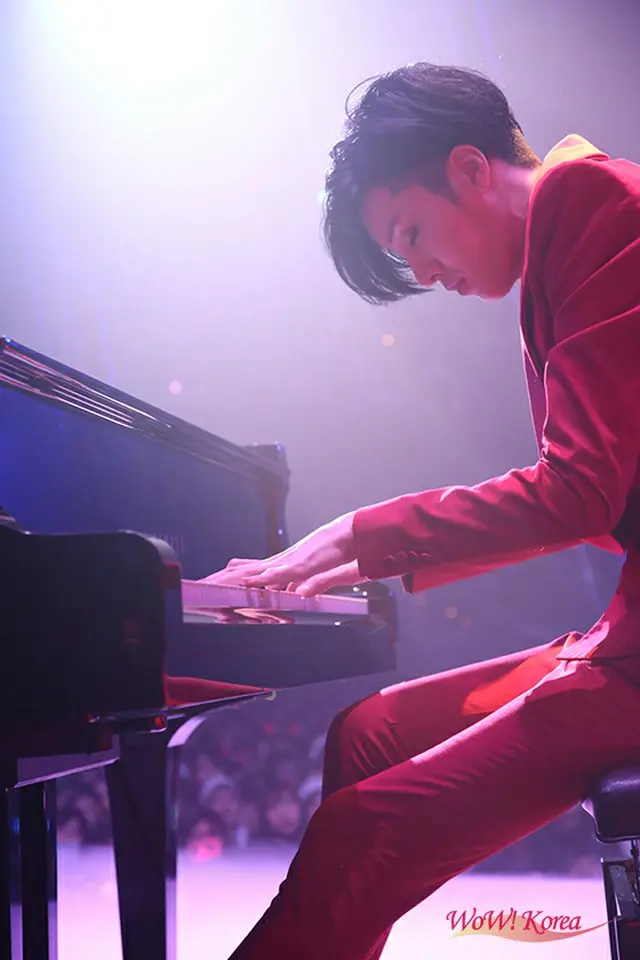 「ICON NO MIN WOO MINEW Christmas THE XMAS SHOW」