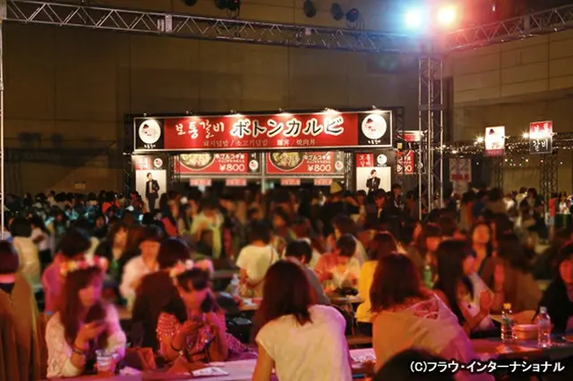 「キレイな男」夏祭り「EXPO AREA」の様子