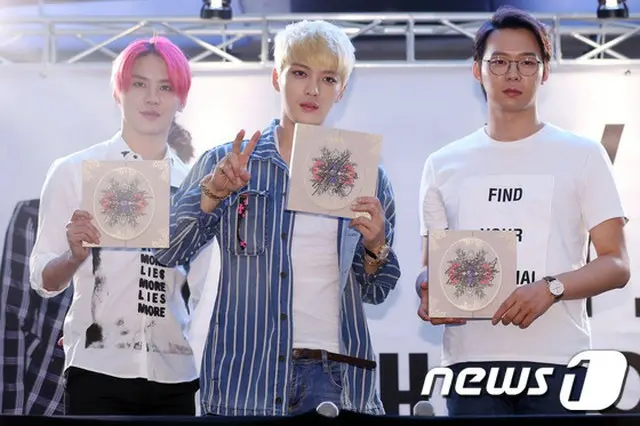 「JYJ」左からジュンス、ジェジュン、ユチョン