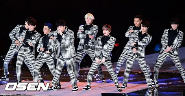 「SUPER JUNIOR」