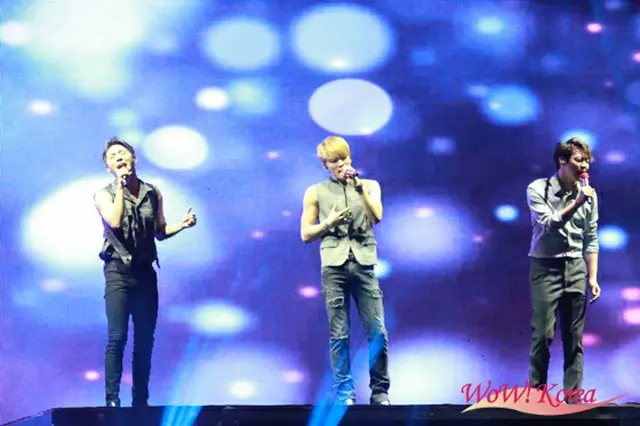 「JYJ」