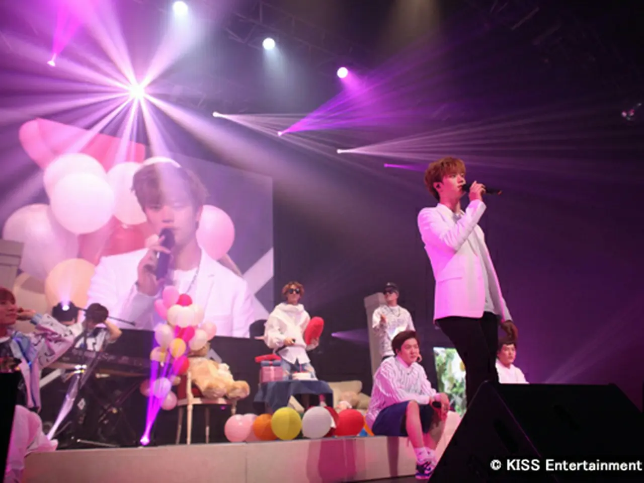 イベントフォト】「BTOB 2015 1st 単独コンサート in Japan～The Secret Diary～」開催 |  wowKorea（ワウコリア）