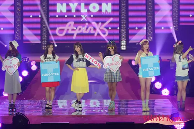 「Apink」左からナウン、ウンジ、チョロン、ナムジュ、ハヨン、ボミ