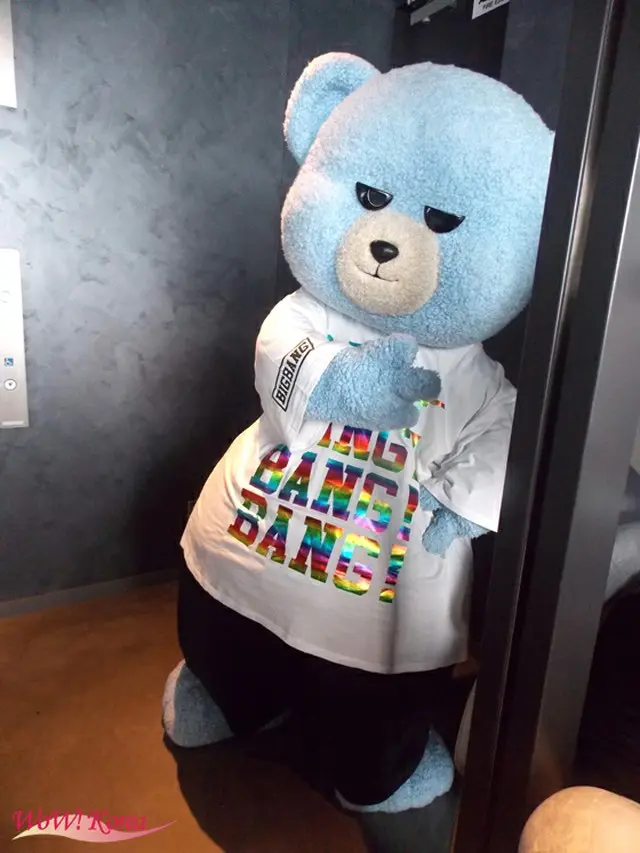 「KRUNK×BIGBANG CAFE」で出迎えてくれる大きなKRUNK