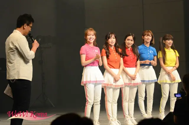 「CRAYON POP」左からエリン、ウェイ、チョア、グンミ、ソユル