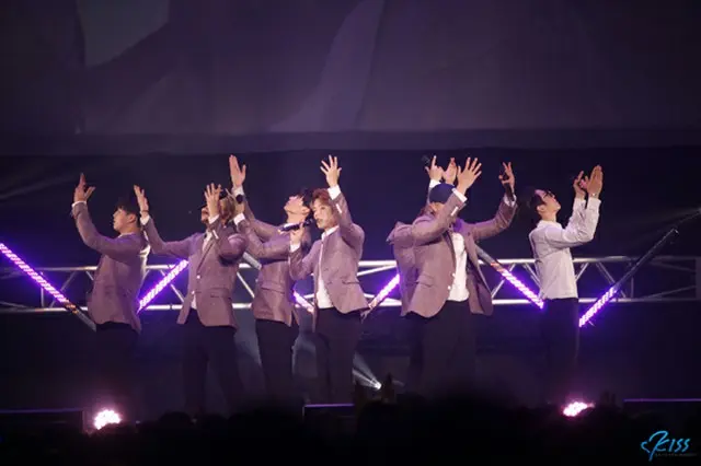 「BTOB」