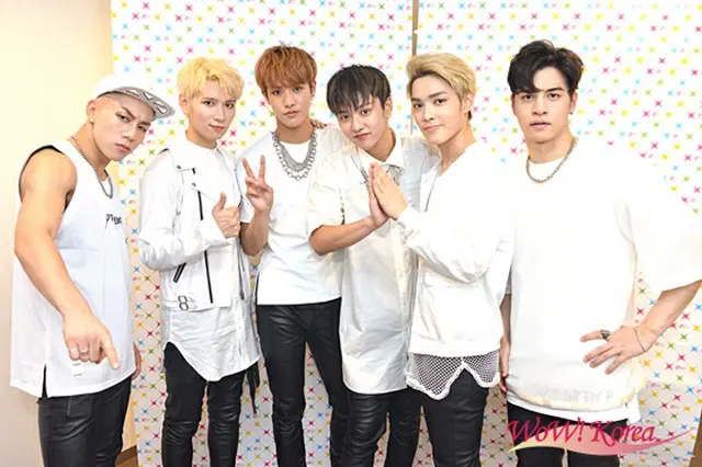 「CROSS GENE」左からキャスパー、セヨン、タクヤ、シン、ヨンソク、サンミン