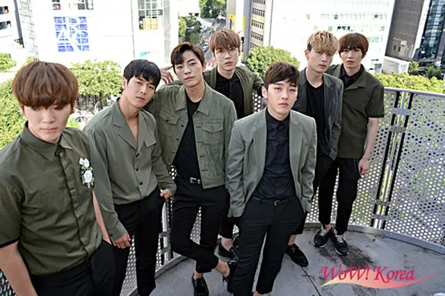 「MADTOWN」左からホジュン、ジョタ、イゴン、ホ、ムース、バフィー、デウォン