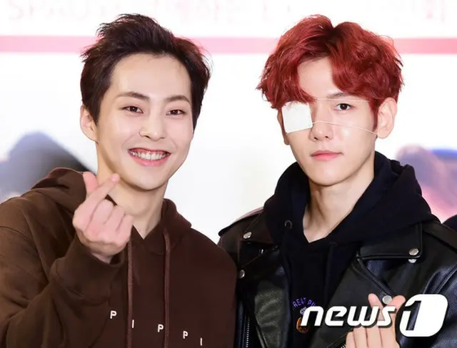 「EXO」左からXIUMIN、BAEK HYUN