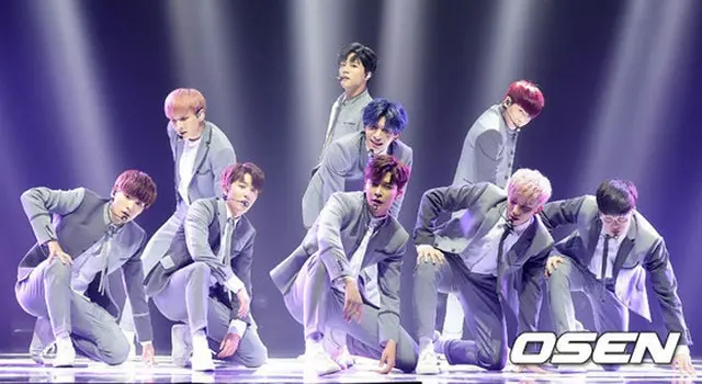 「SF9」