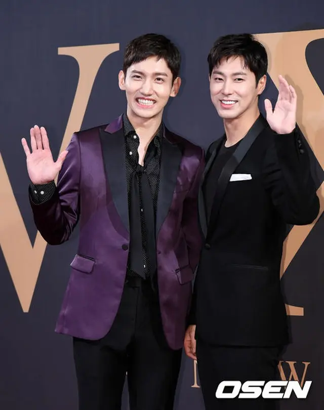 「TVXQ！ ASIA PRESS TOUR」記者会見を開催した「東方神起」