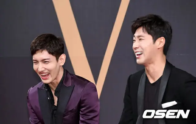 「TVXQ！ ASIA PRESS TOUR」記者会見を開催した「東方神起」