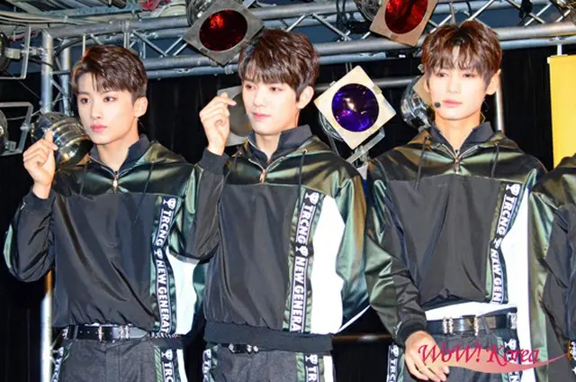 「TRCNG」左からハヨン、ウヨプ、シウ