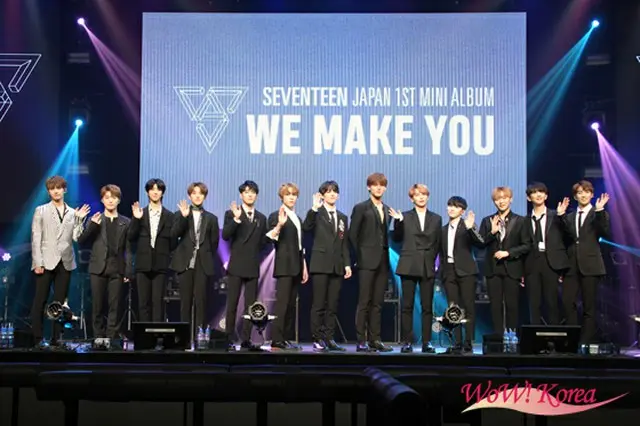 「SEVENTEEN」左からジュン、ディノ、ディエイト、ホシ、ウォヌ、バーノン、エスクプス、ミンギュ、ジョンハン、ウジ、スングァン、ジョシュア、ドギョム